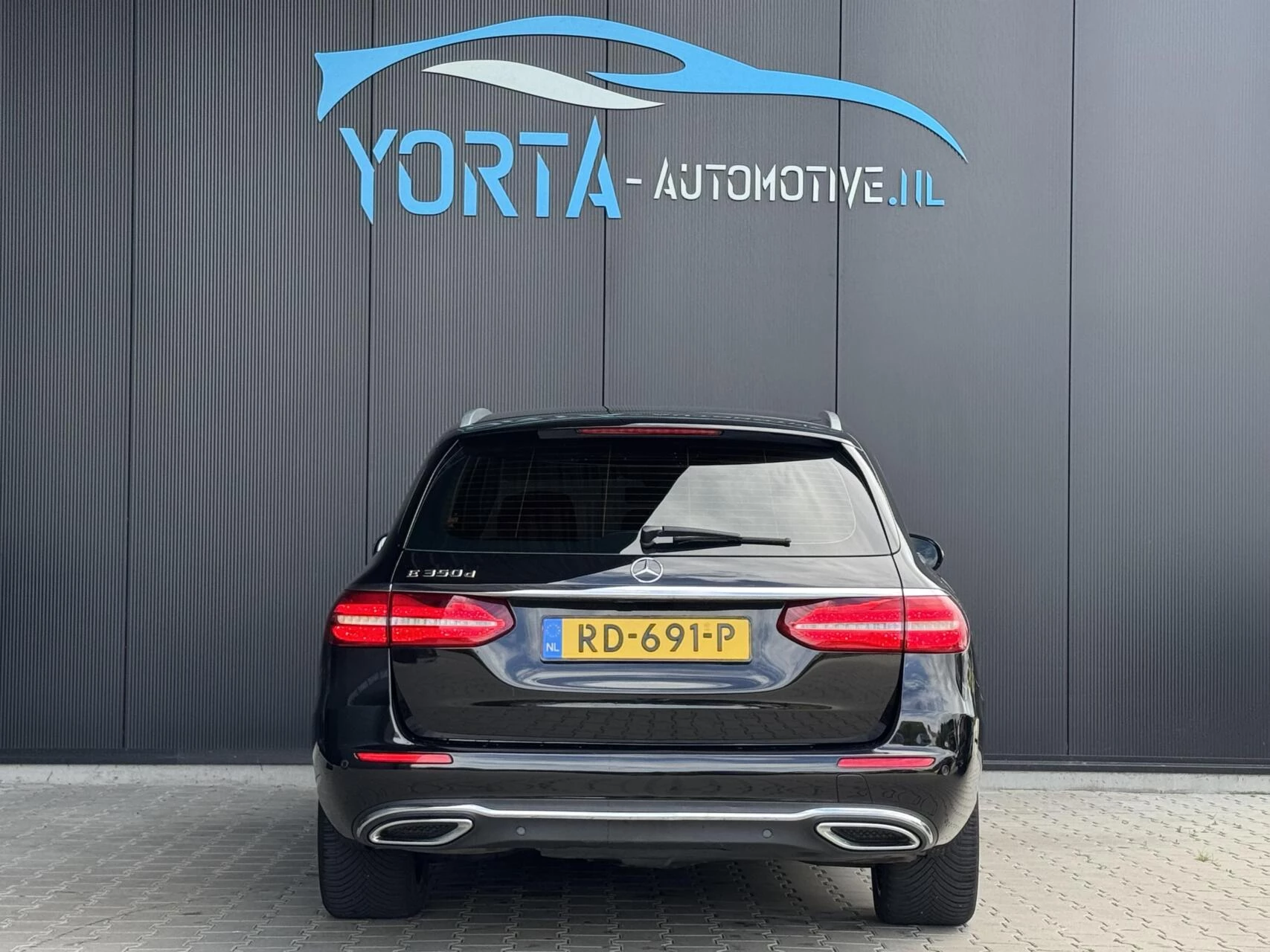 Hoofdafbeelding Mercedes-Benz E-Klasse