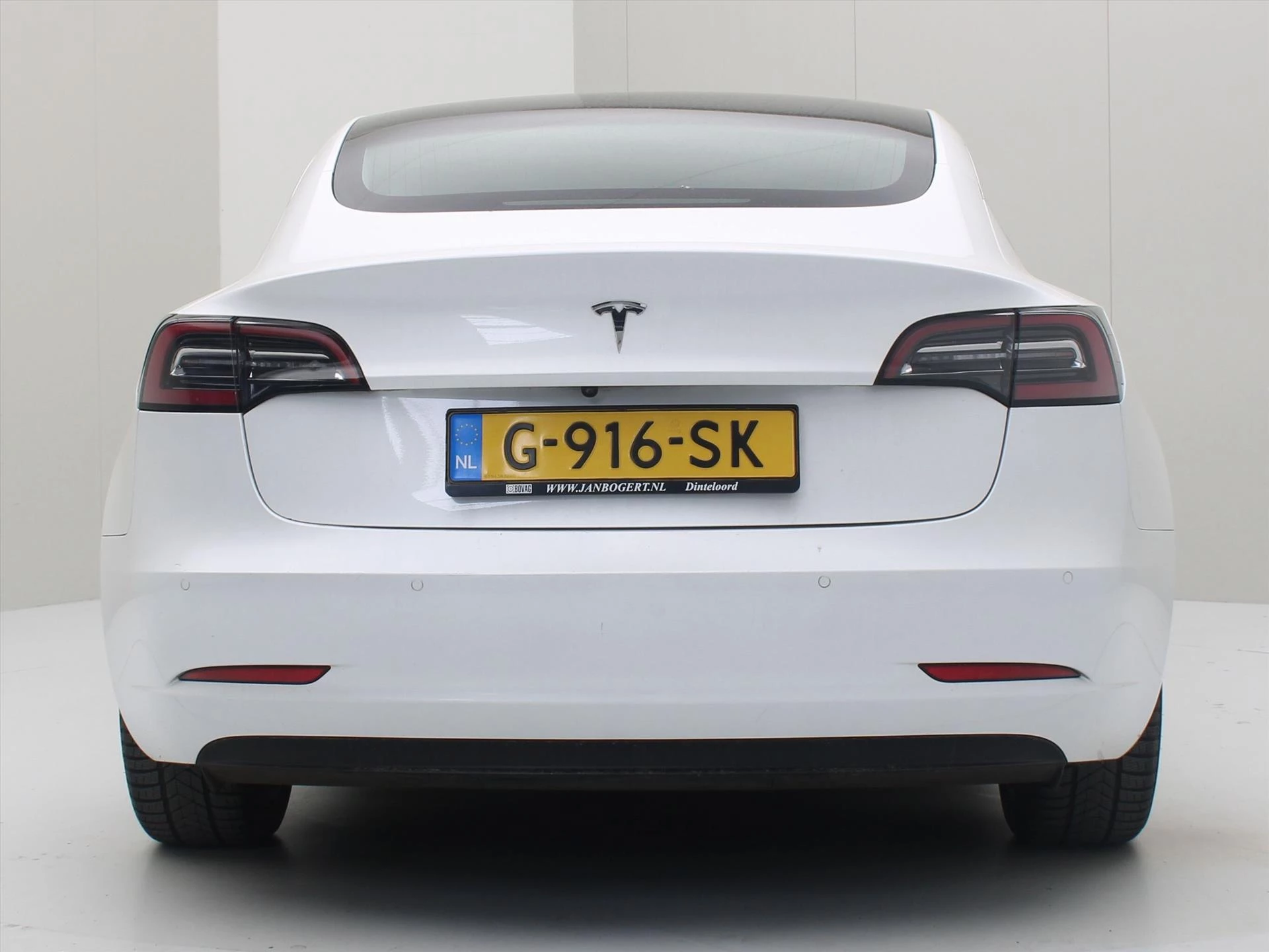 Hoofdafbeelding Tesla Model 3