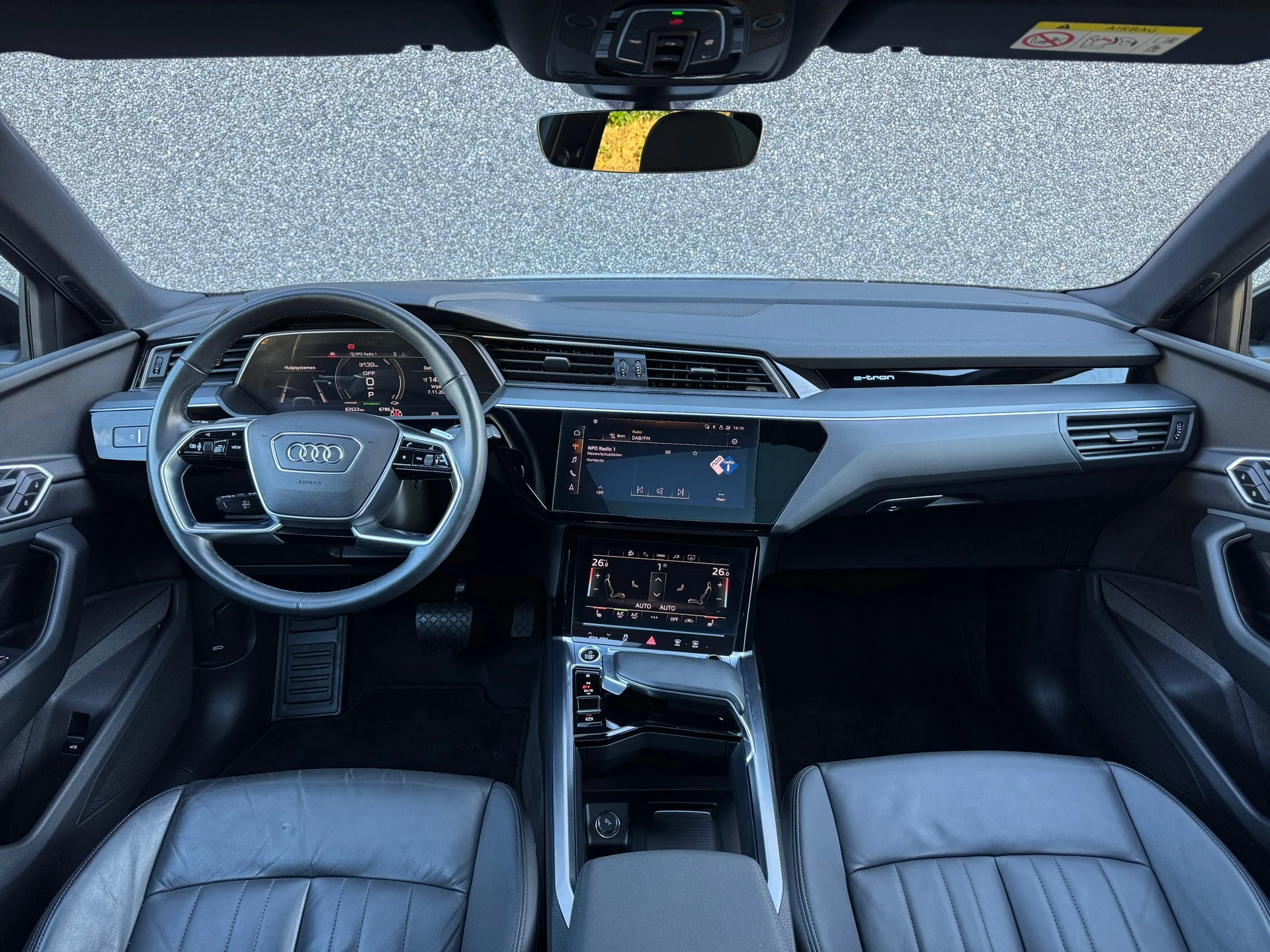 Hoofdafbeelding Audi e-tron