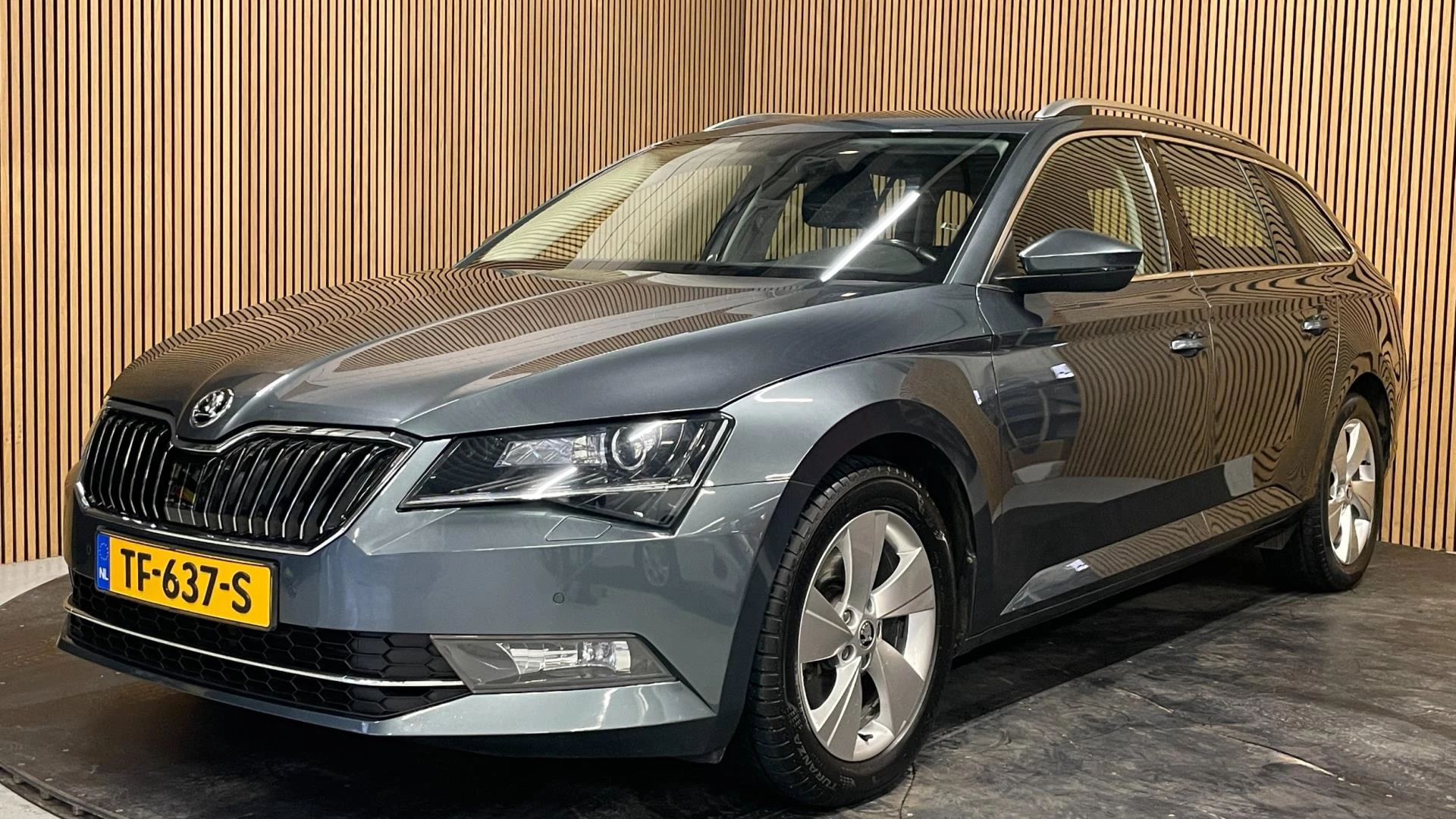 Hoofdafbeelding Škoda Superb