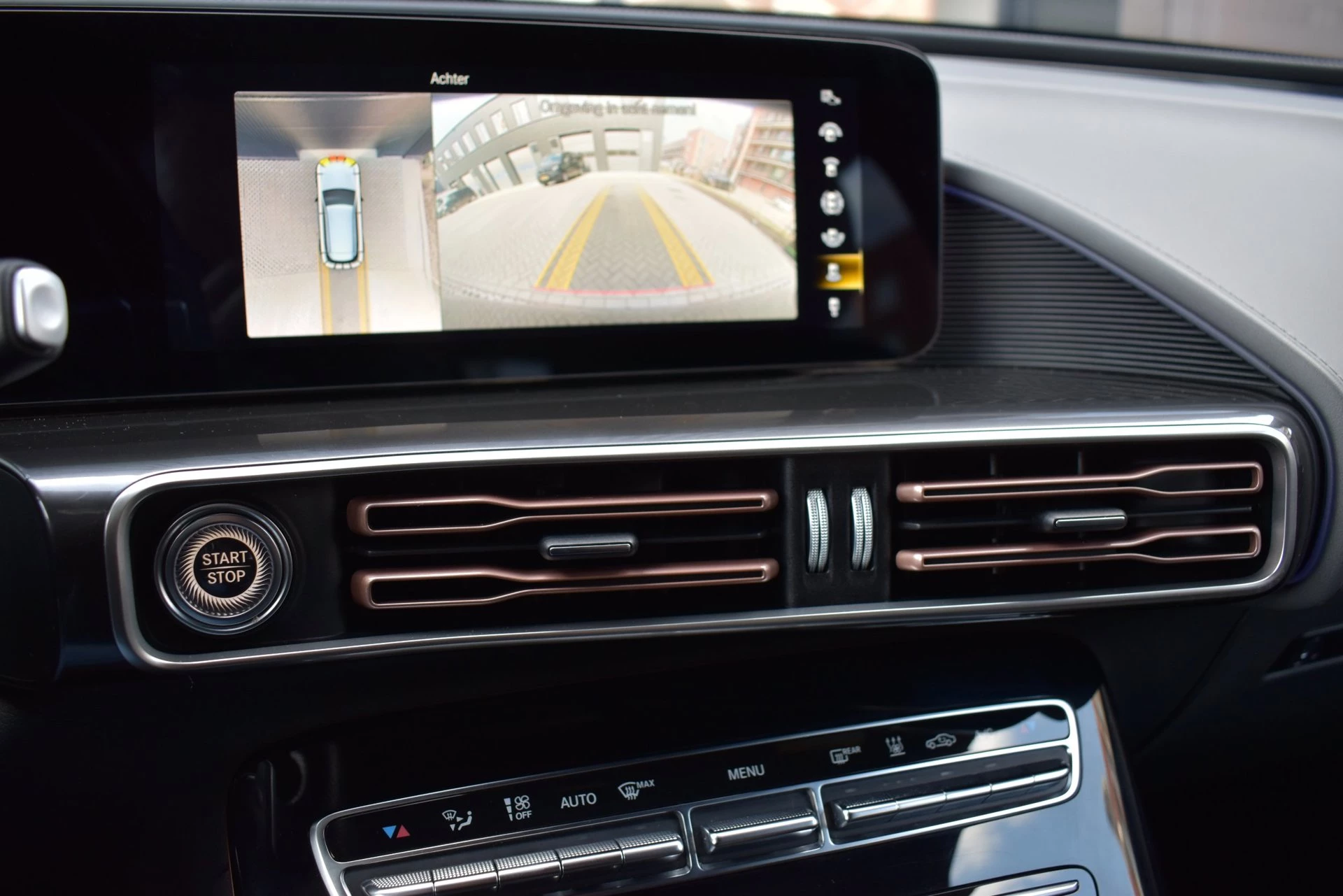 Hoofdafbeelding Mercedes-Benz EQC