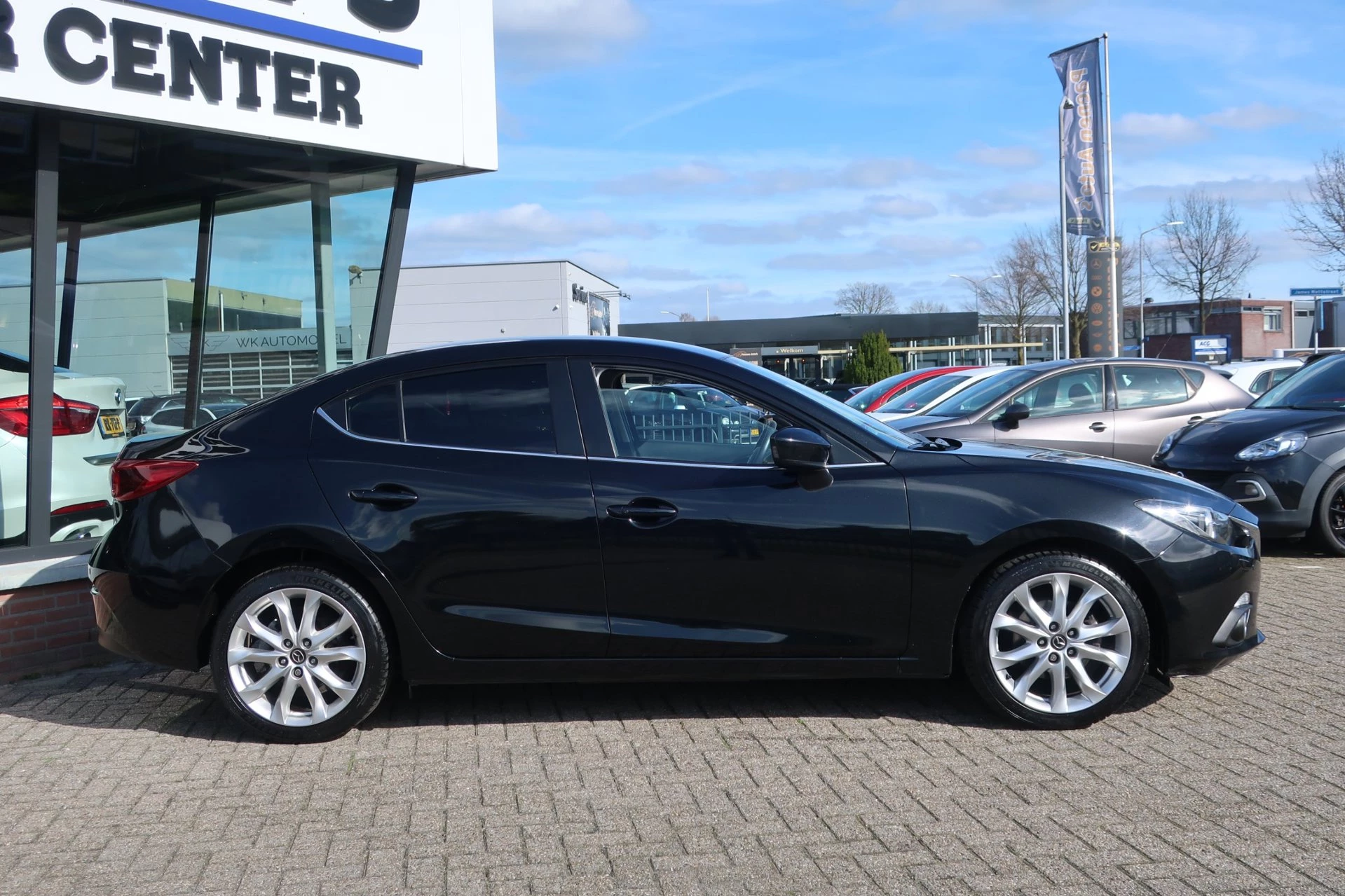 Hoofdafbeelding Mazda 3