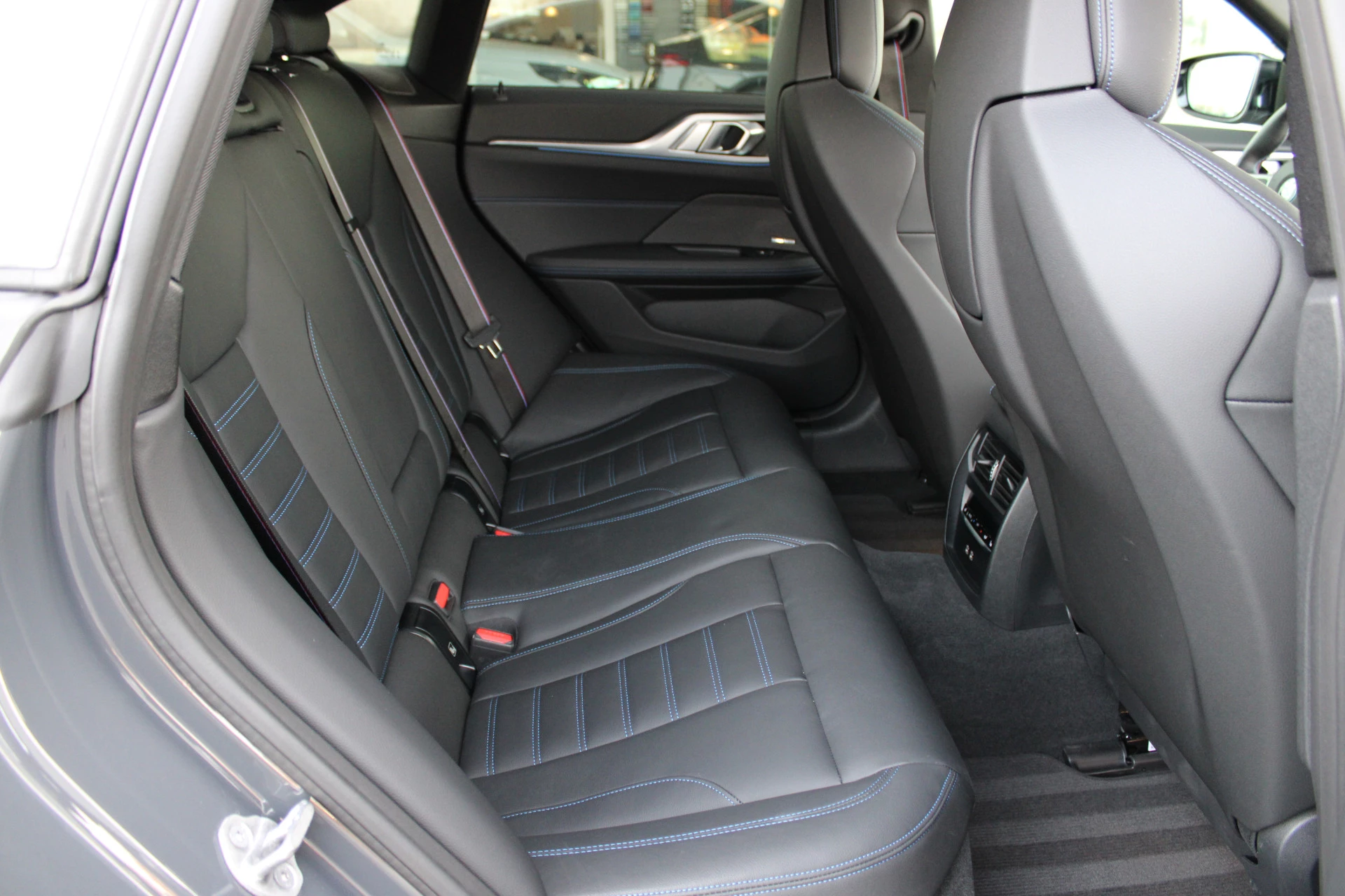 Hoofdafbeelding BMW i4