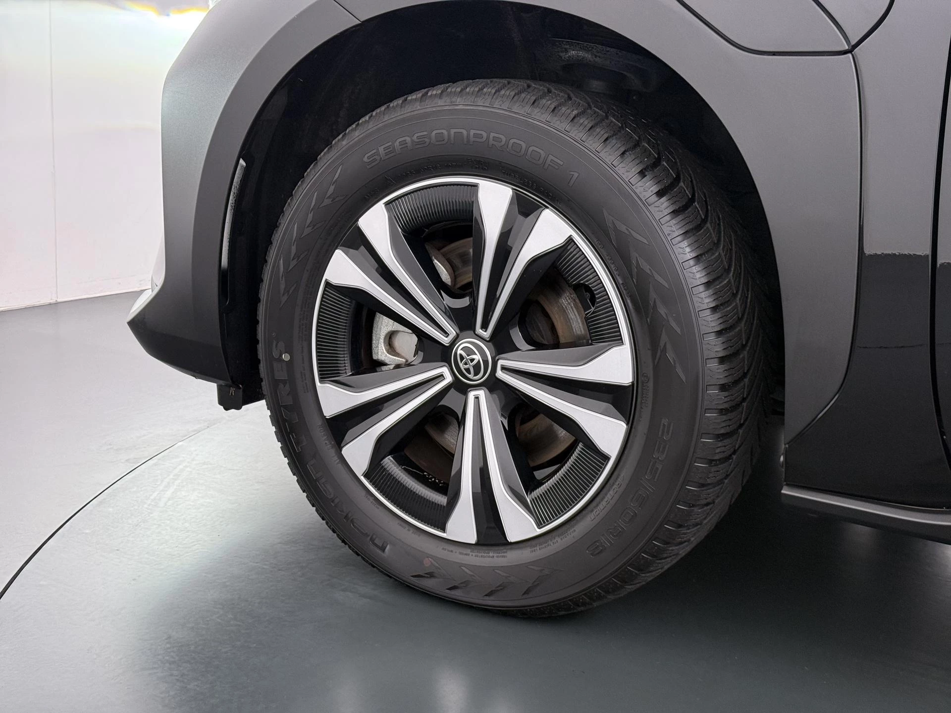 Hoofdafbeelding Toyota bZ4X