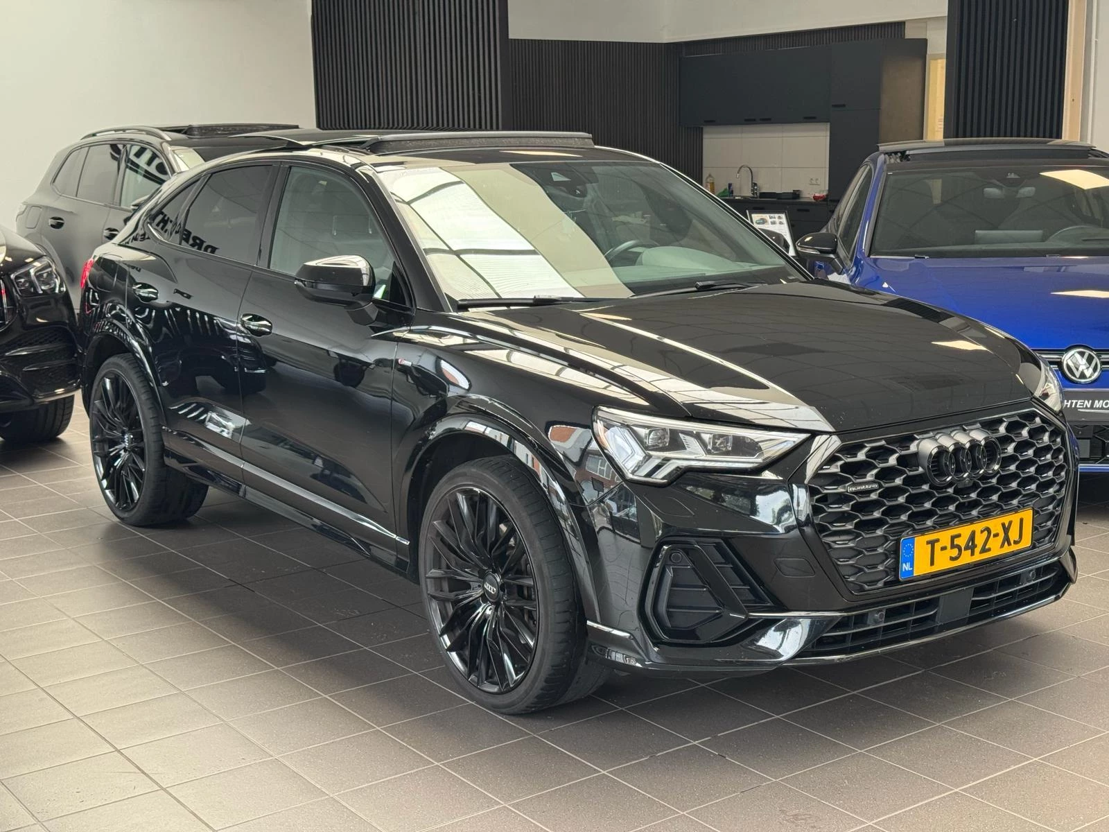 Hoofdafbeelding Audi Q3