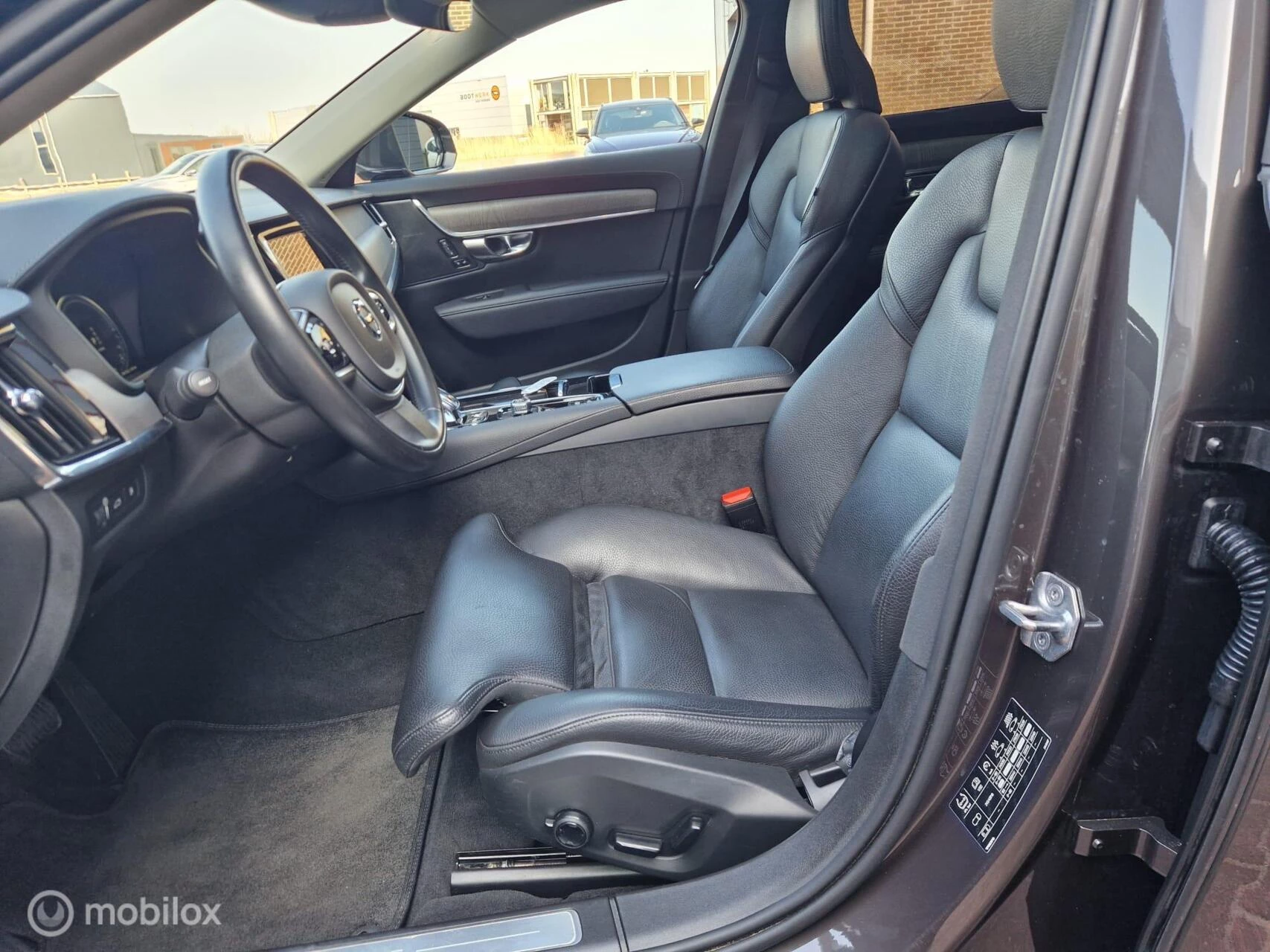 Hoofdafbeelding Volvo V90