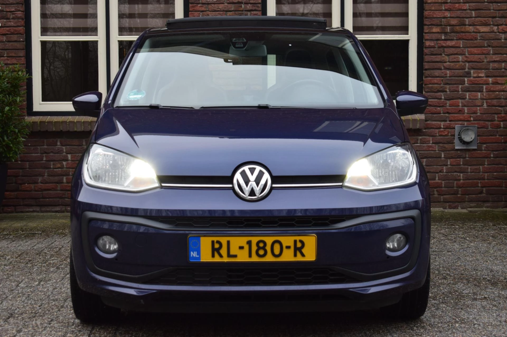 Hoofdafbeelding Volkswagen up!
