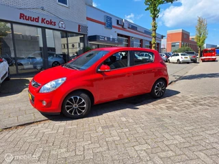 HYUNDAI i20 1.2i BUSINESS EDITION / 1e Eigenaar /
