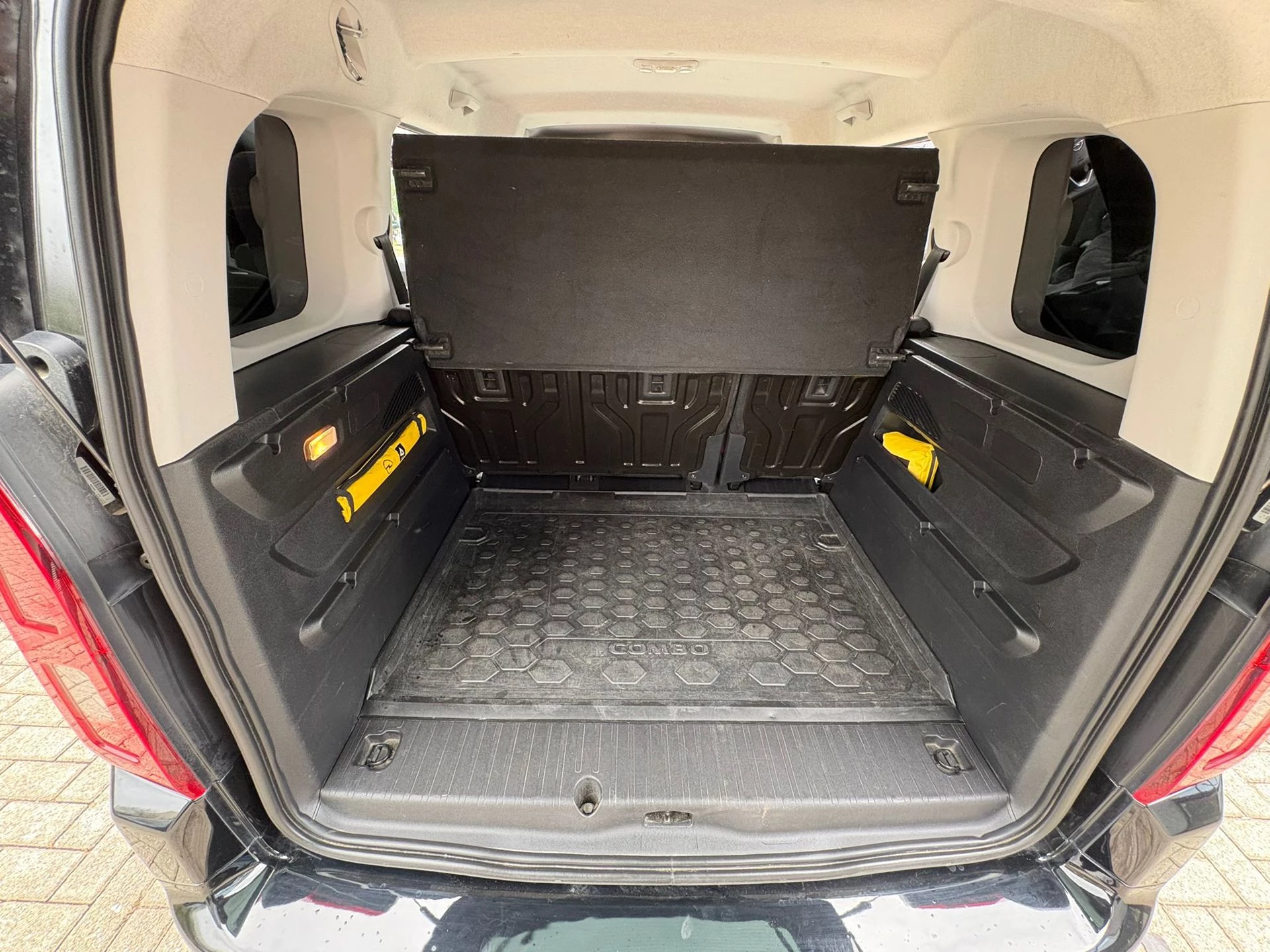 Hoofdafbeelding Opel Combo