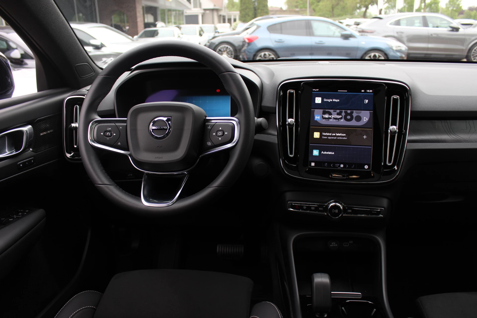 Hoofdafbeelding Volvo C40