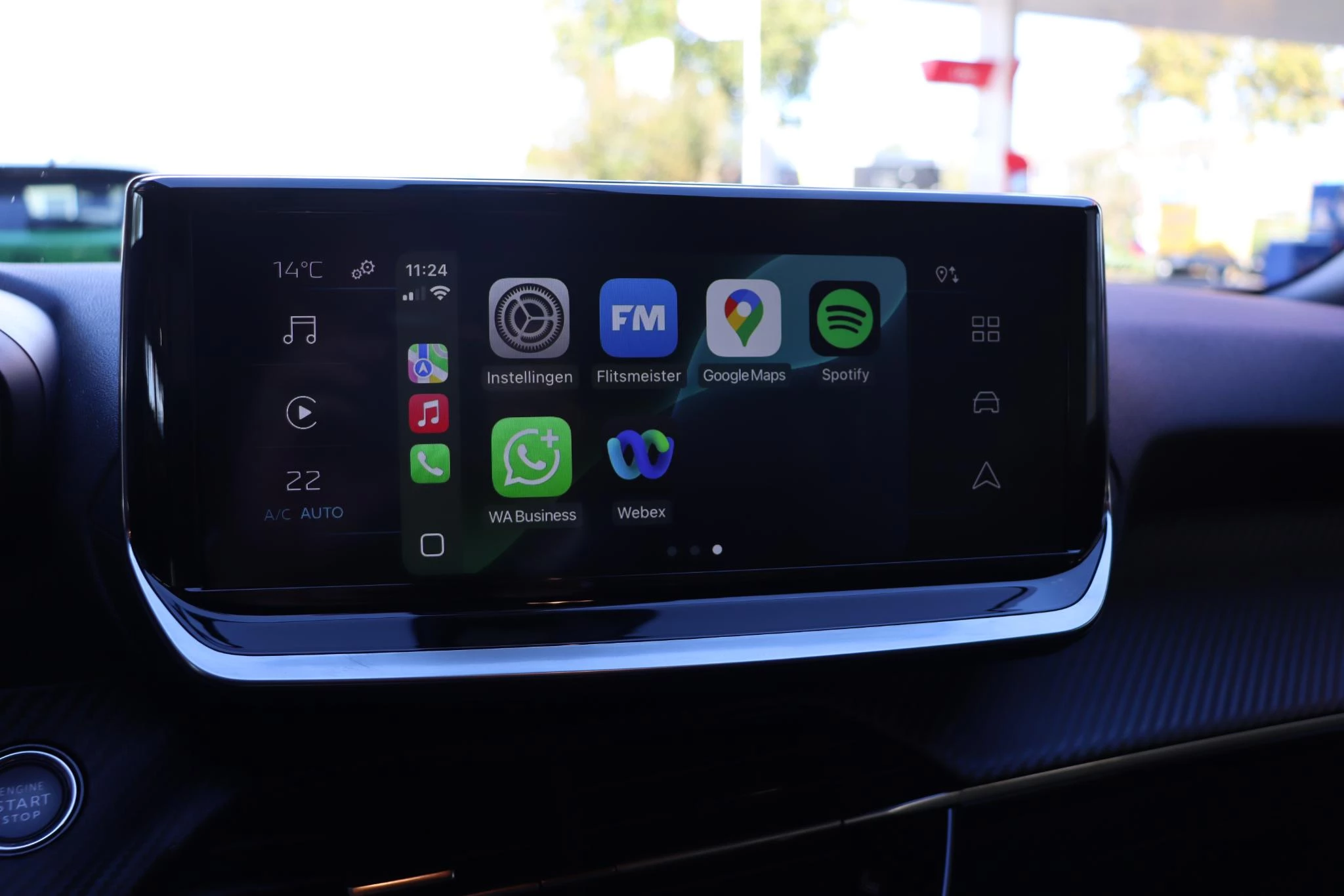 Hoofdafbeelding Peugeot e-2008