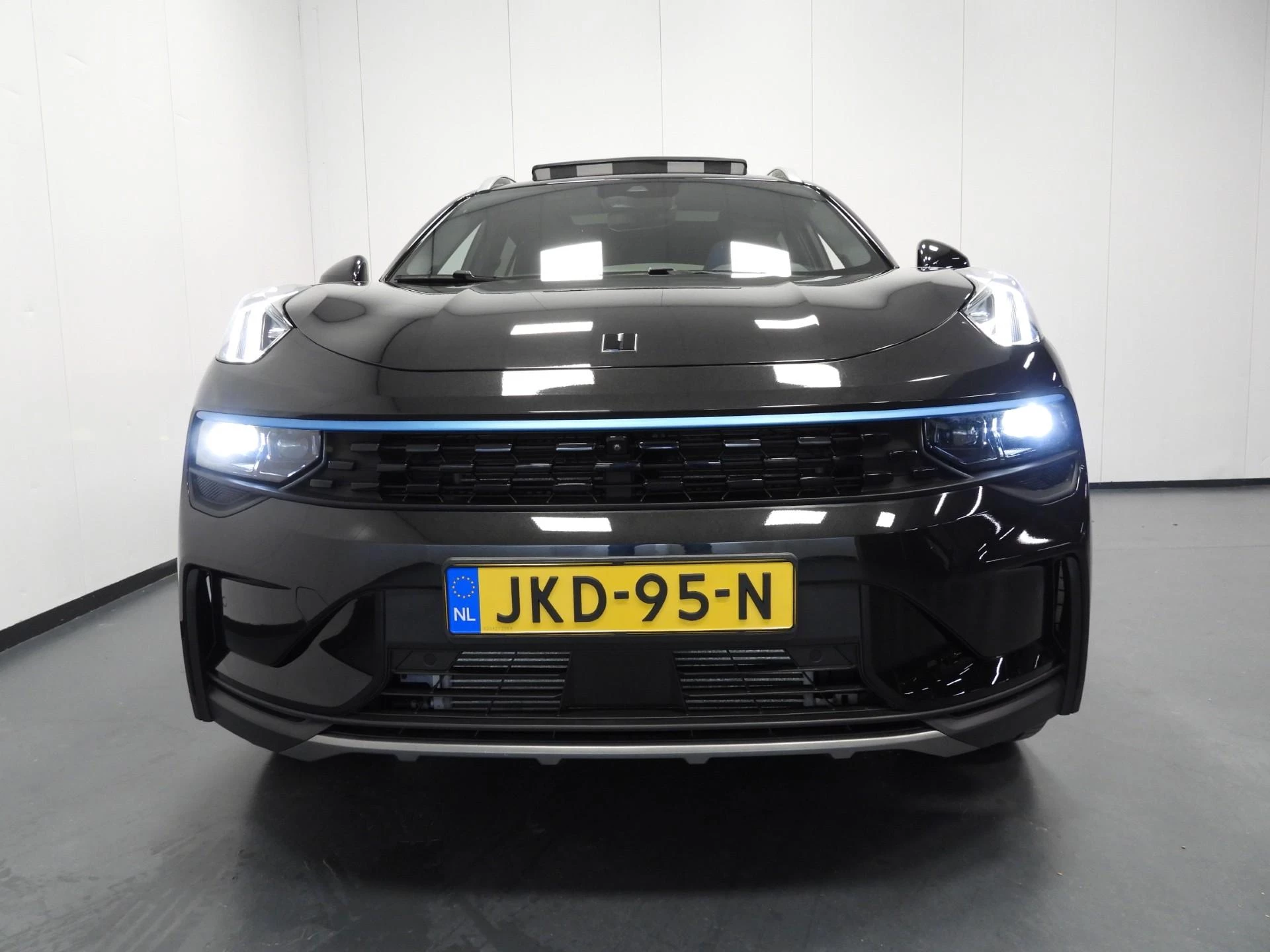 Hoofdafbeelding Lynk & Co 01