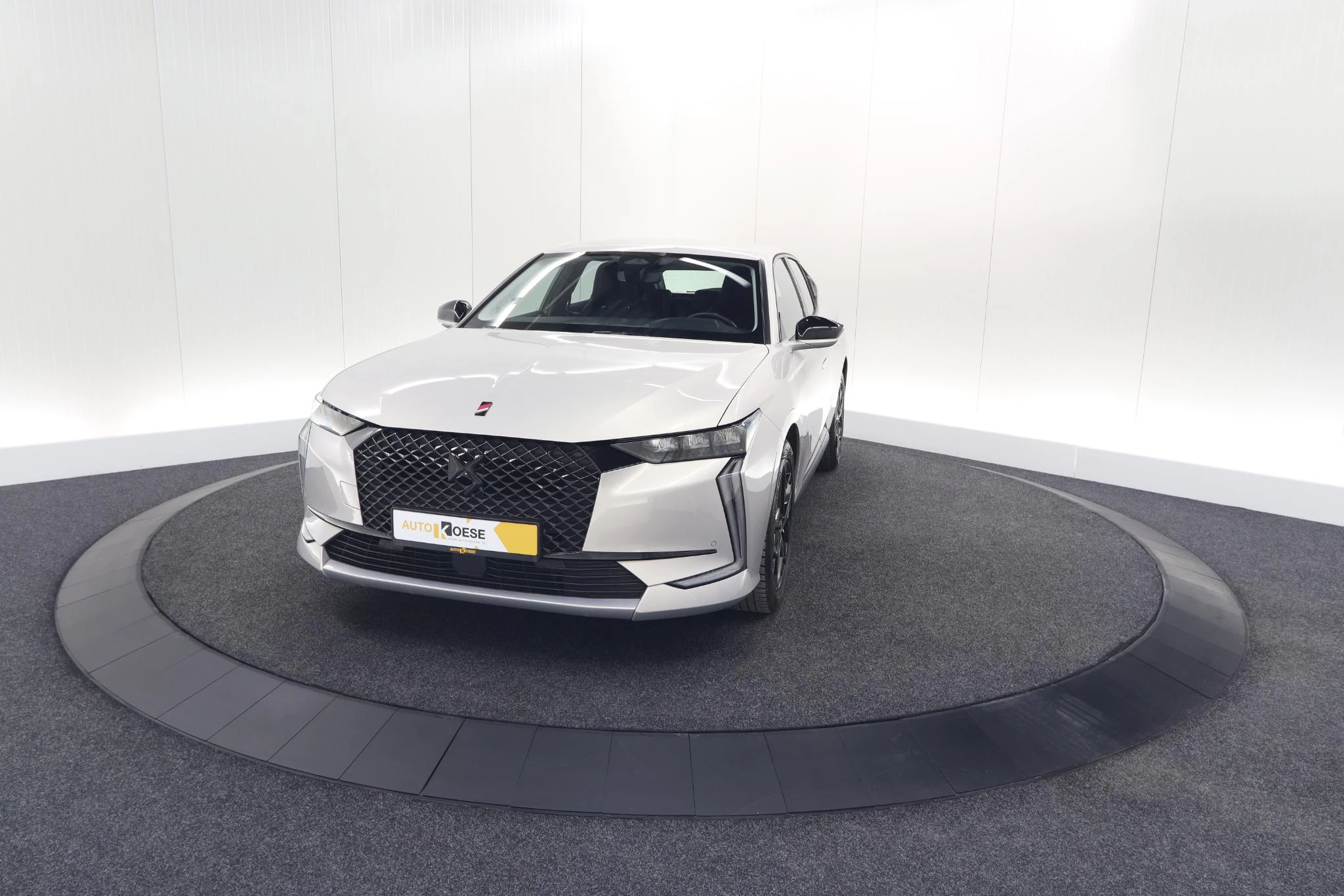Hoofdafbeelding DS DS 4