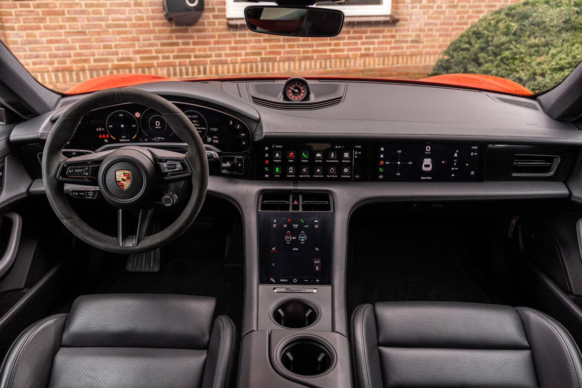 Hoofdafbeelding Porsche Taycan
