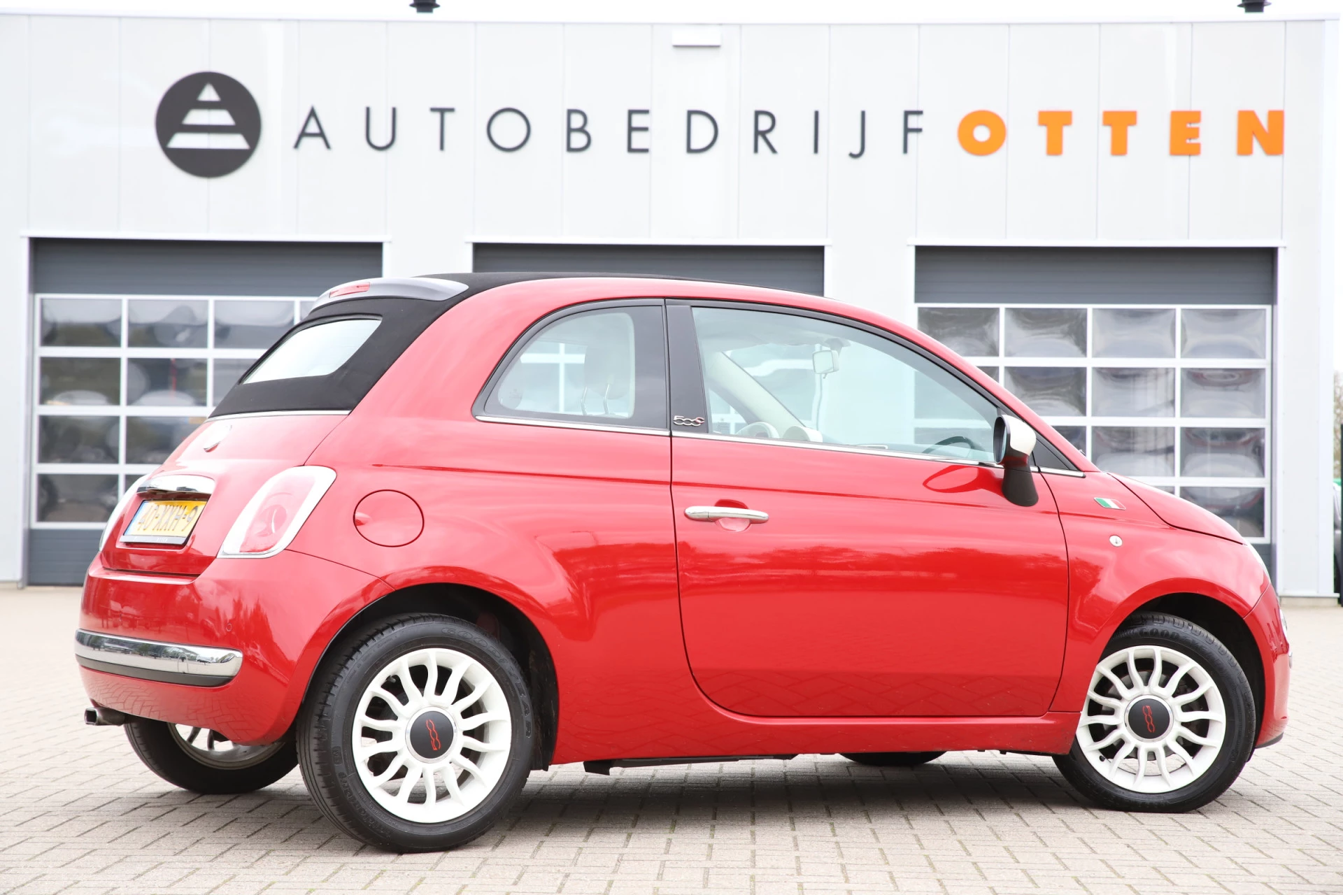 Hoofdafbeelding Fiat 500C