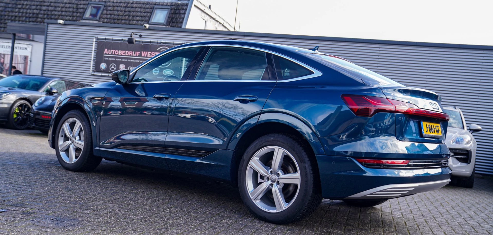 Hoofdafbeelding Audi e-tron