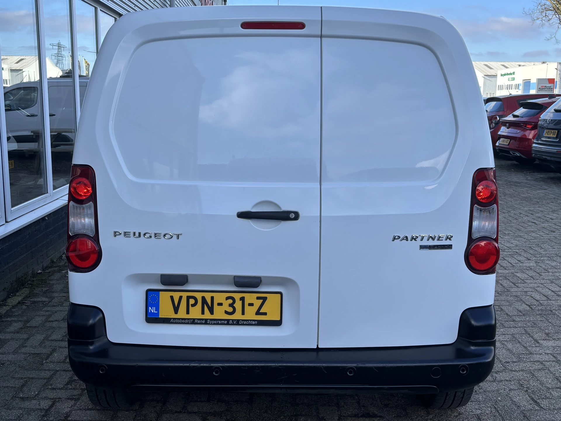 Hoofdafbeelding Peugeot e-Partner