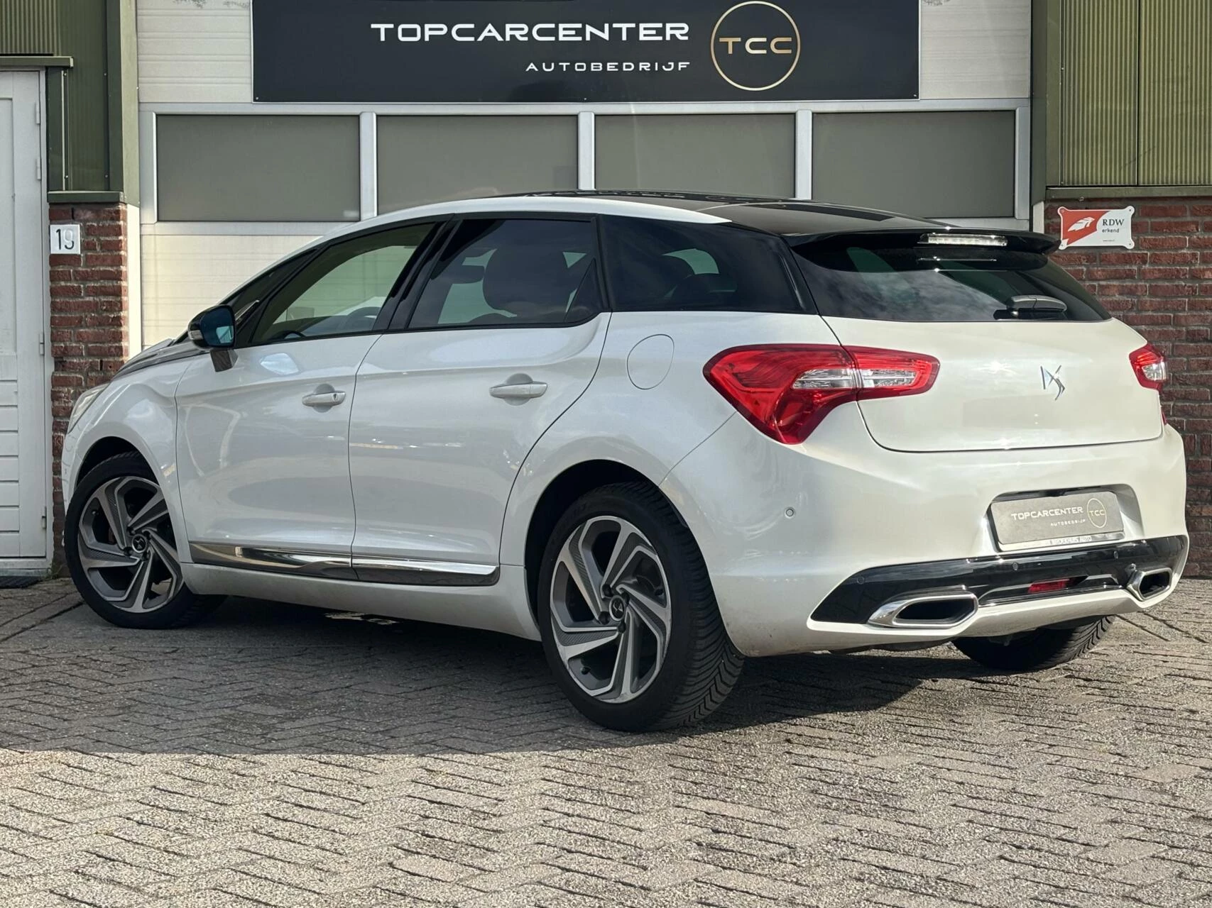Hoofdafbeelding DS DS 5