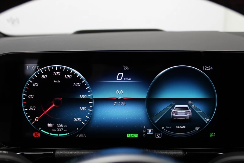 Hoofdafbeelding Mercedes-Benz EQA