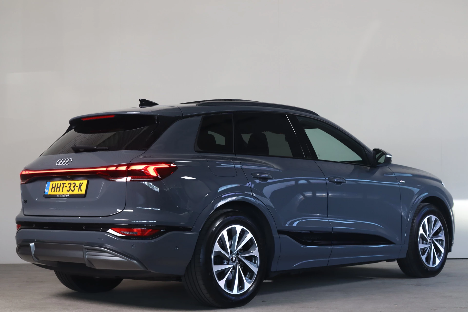 Hoofdafbeelding Audi Q6 e-tron