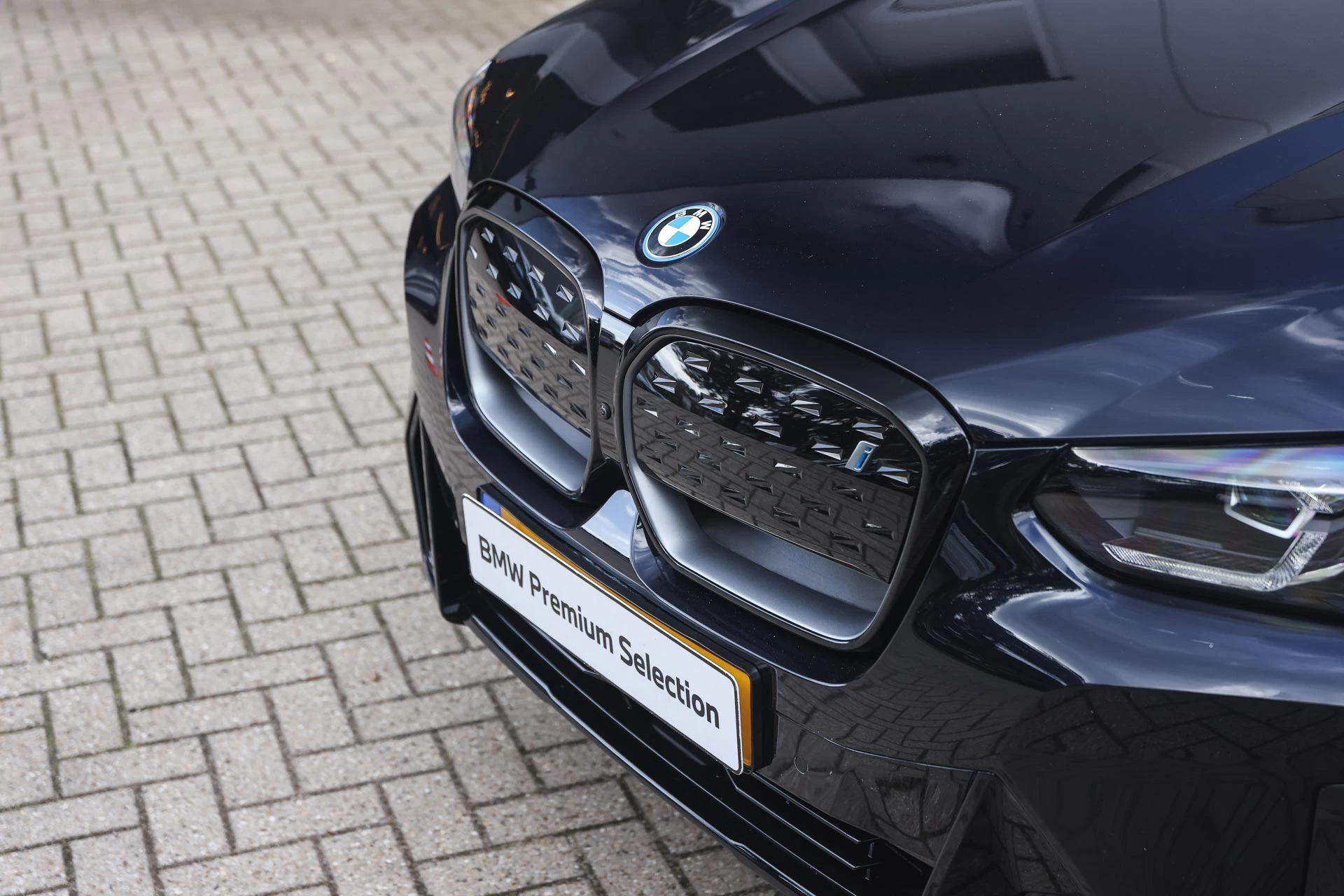 Hoofdafbeelding BMW iX3