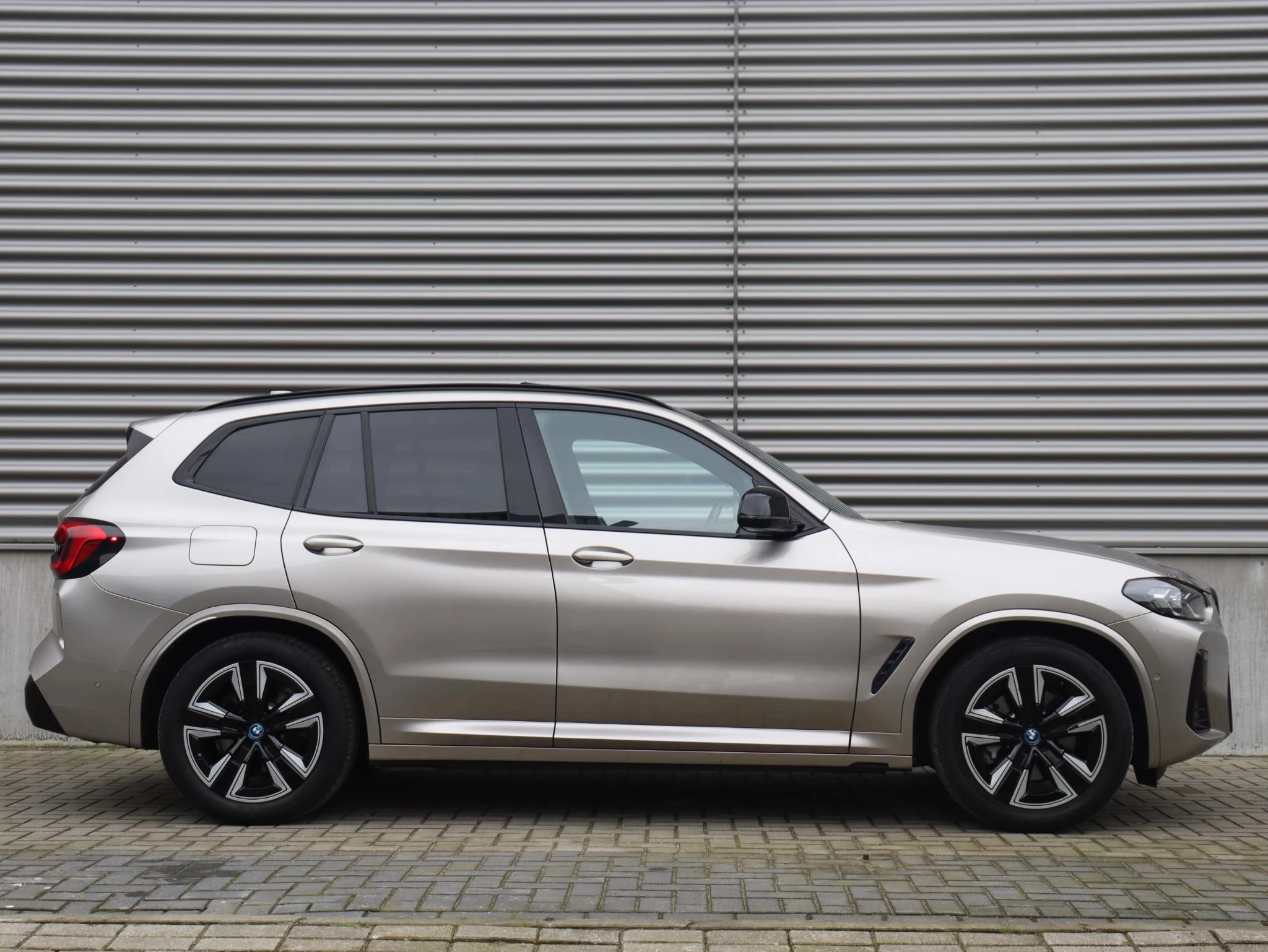 Hoofdafbeelding BMW iX3