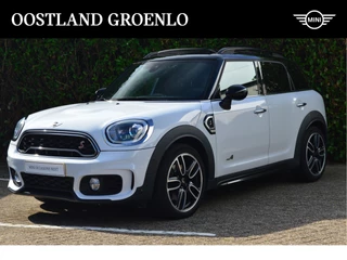 MINI Countryman Cooper S ALL4 JCW Chili Automaat / Panoramadak / Sportstoelen / Achteruitrijcamera / Comfort Access / Head-Up / LED / Park Assistant