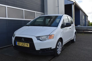 Hoofdafbeelding Mitsubishi Colt Mitsubishi Colt 1.1 Inform