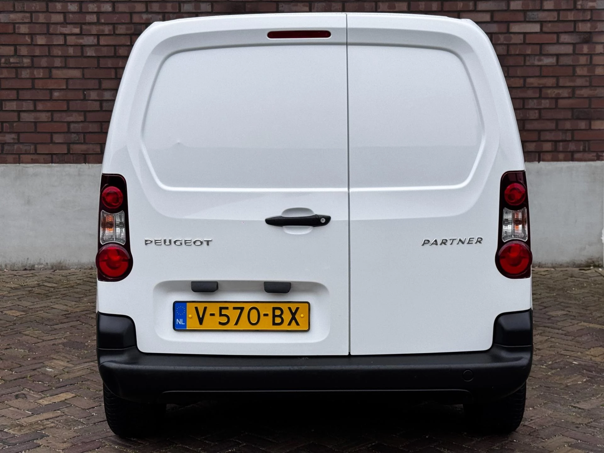 Hoofdafbeelding Peugeot Partner