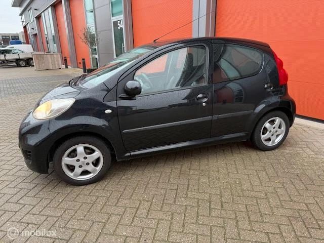 Hoofdafbeelding Peugeot 107