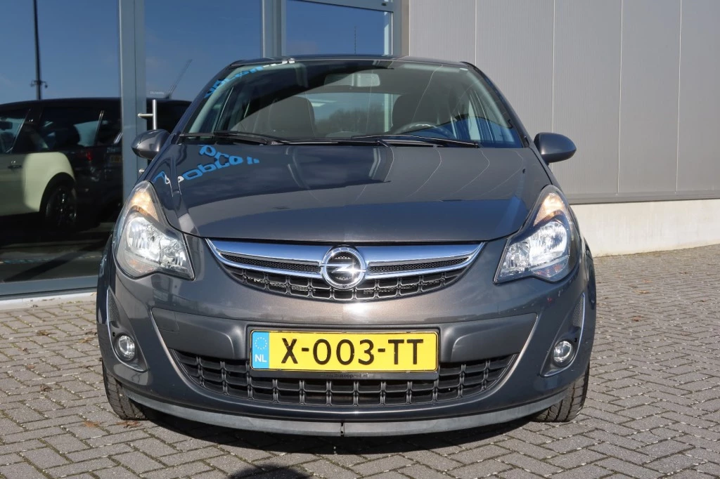 Hoofdafbeelding Opel Corsa