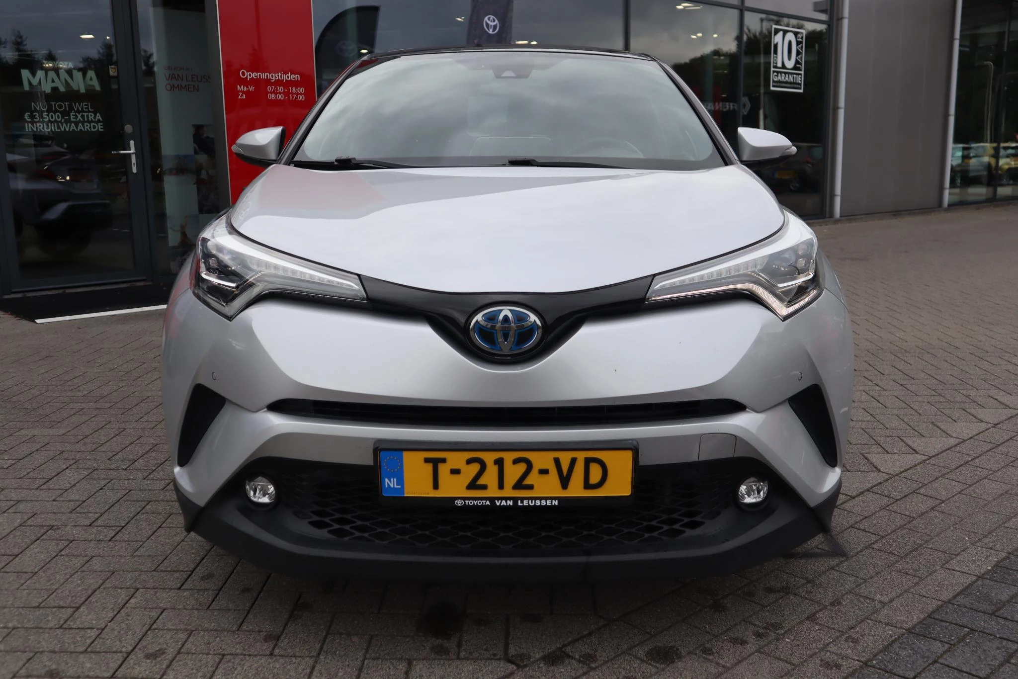 Hoofdafbeelding Toyota C-HR