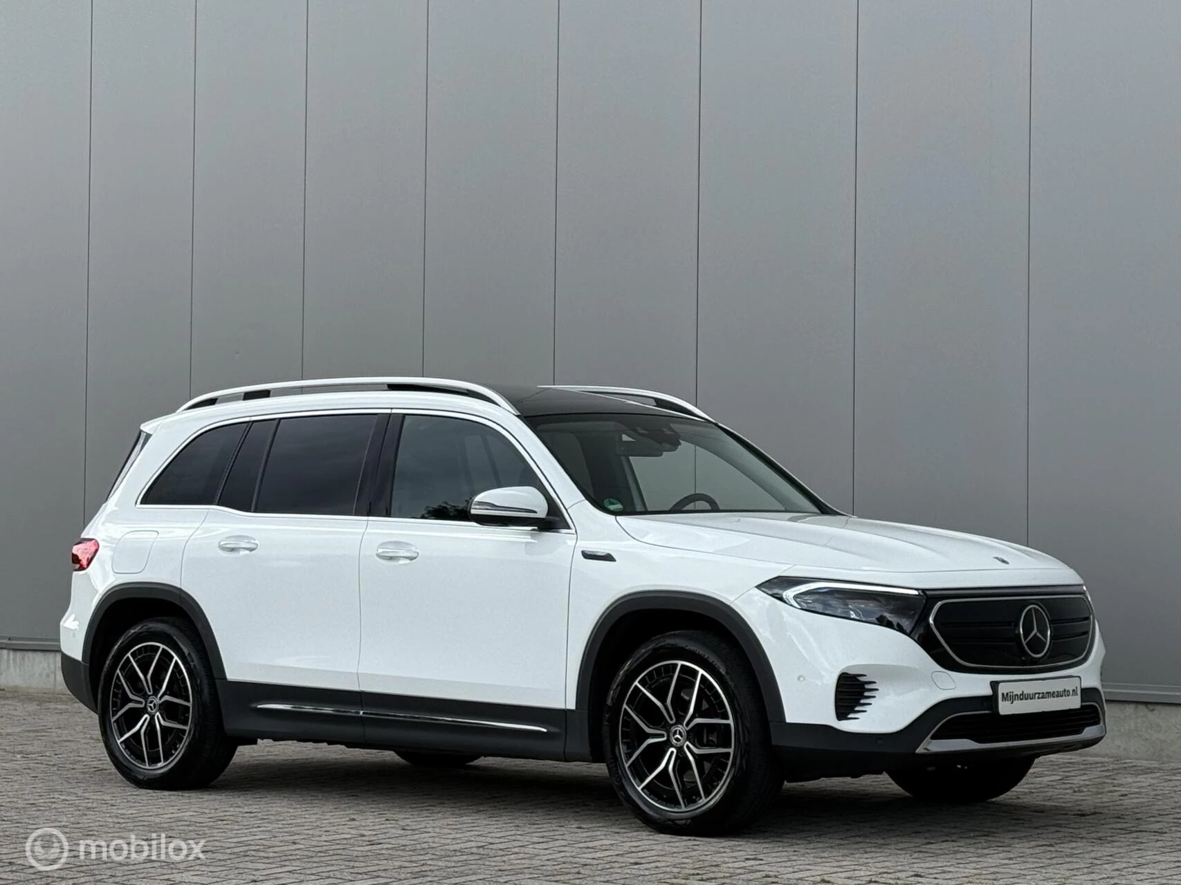 Hoofdafbeelding Mercedes-Benz EQB