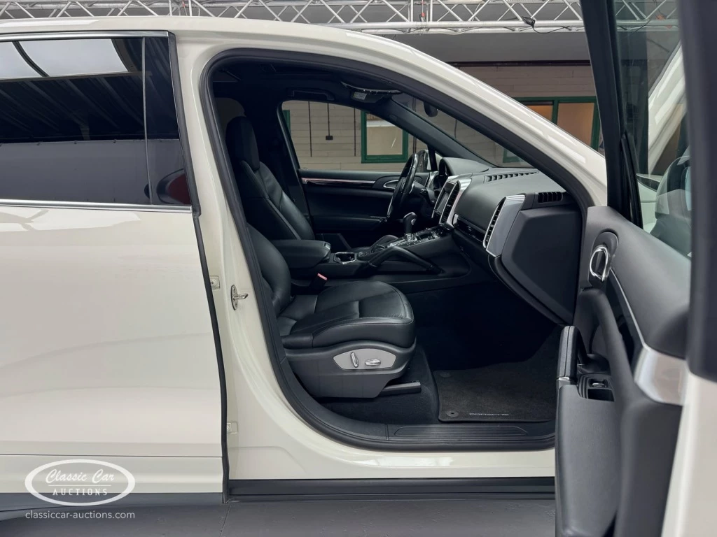 Hoofdafbeelding Porsche Cayenne