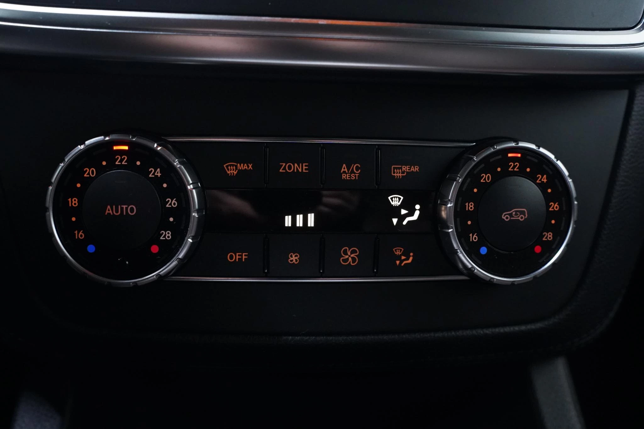 Hoofdafbeelding Mercedes-Benz M-Klasse