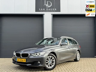Hoofdafbeelding BMW 3 Serie BMW 3-serie Touring 320i Executive / Dealer OH / Xenon
