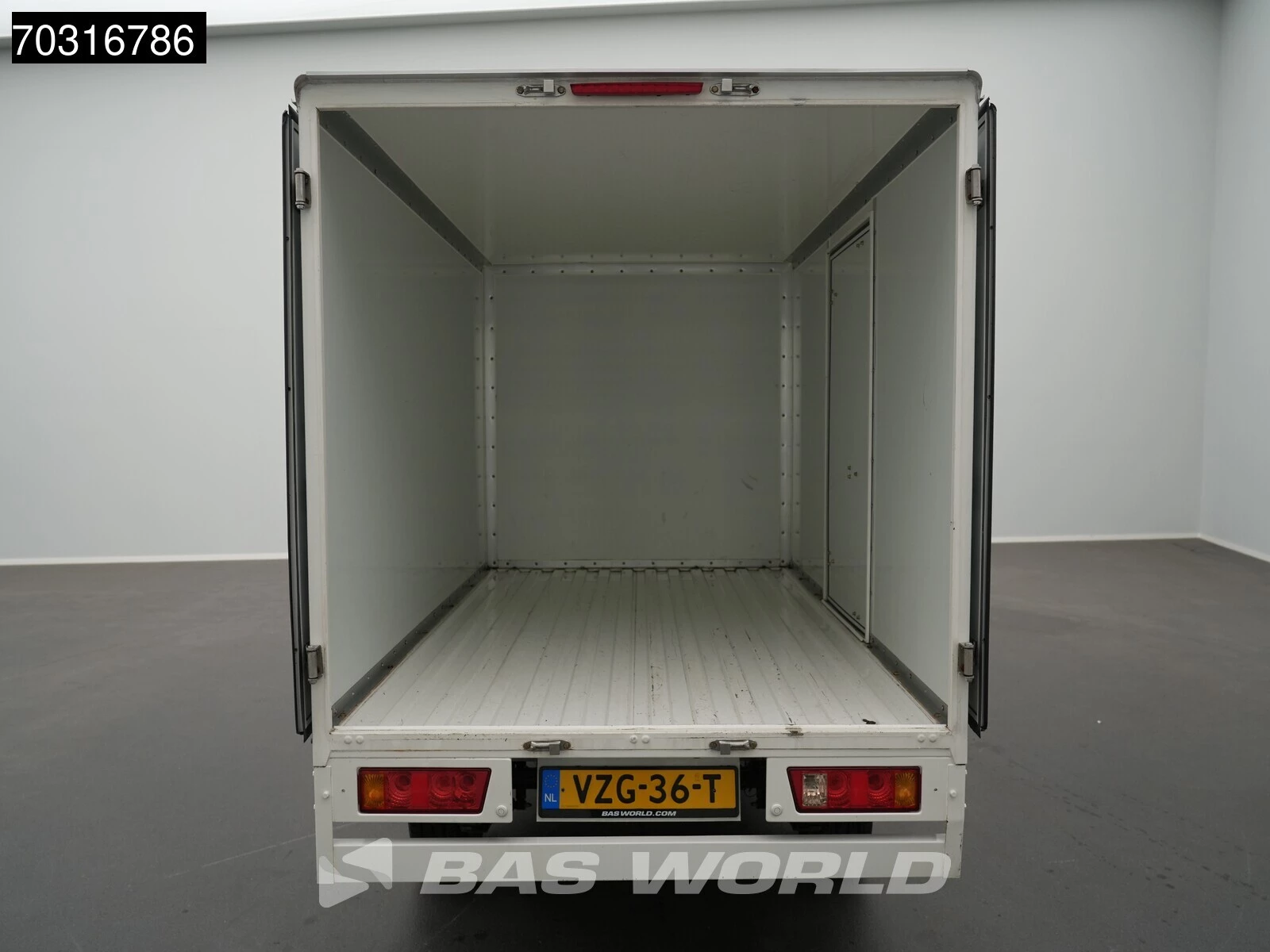 Hoofdafbeelding Cenntro Logistar 200