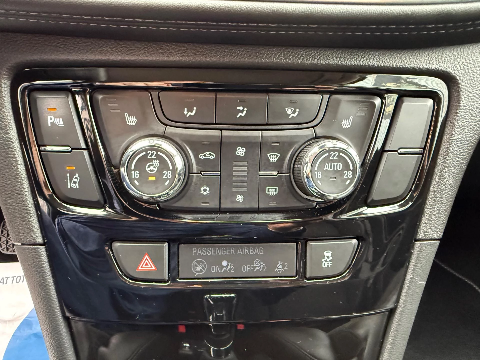 Hoofdafbeelding Opel Mokka X