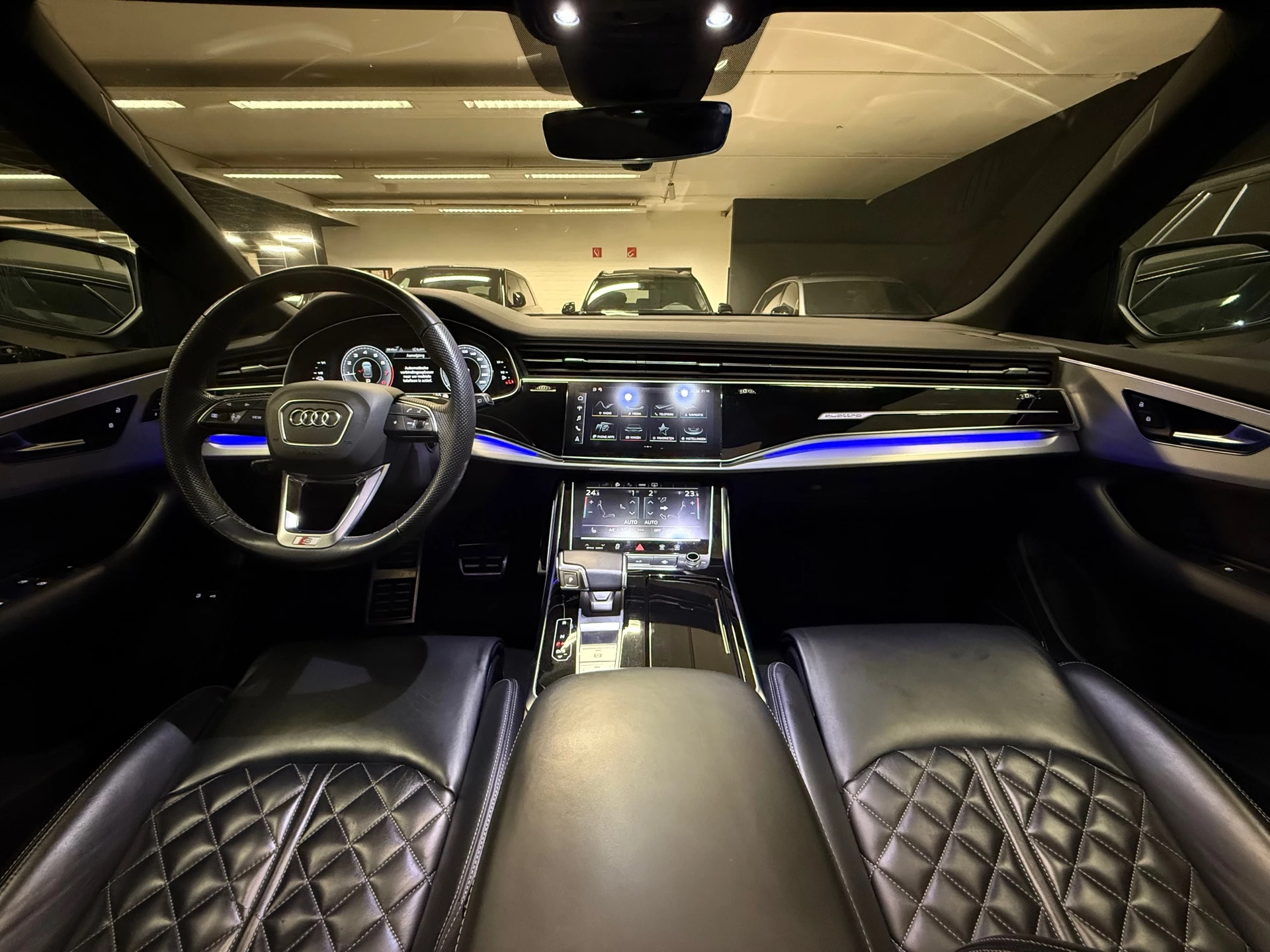 Hoofdafbeelding Audi Q8