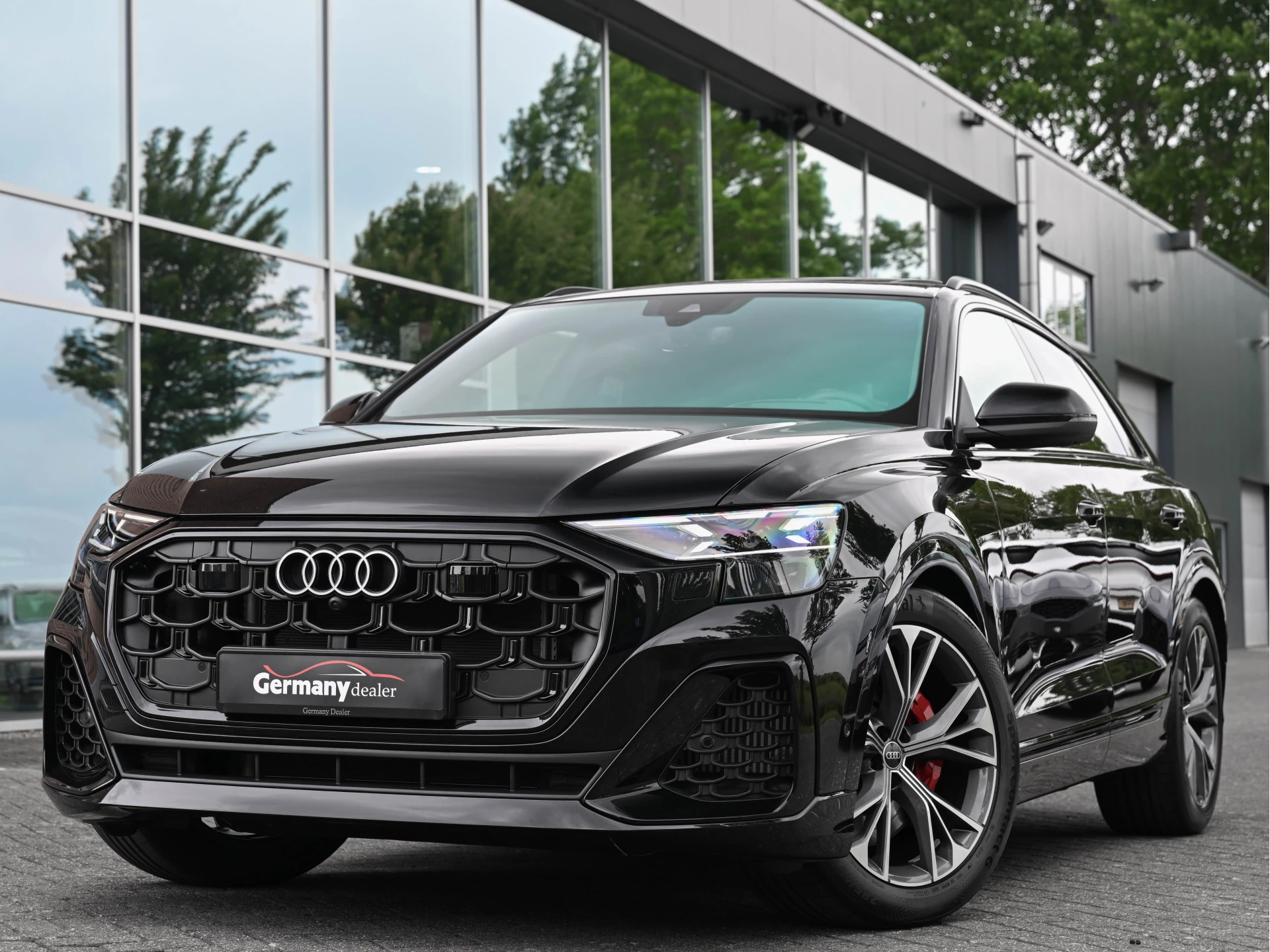 Hoofdafbeelding Audi Q8