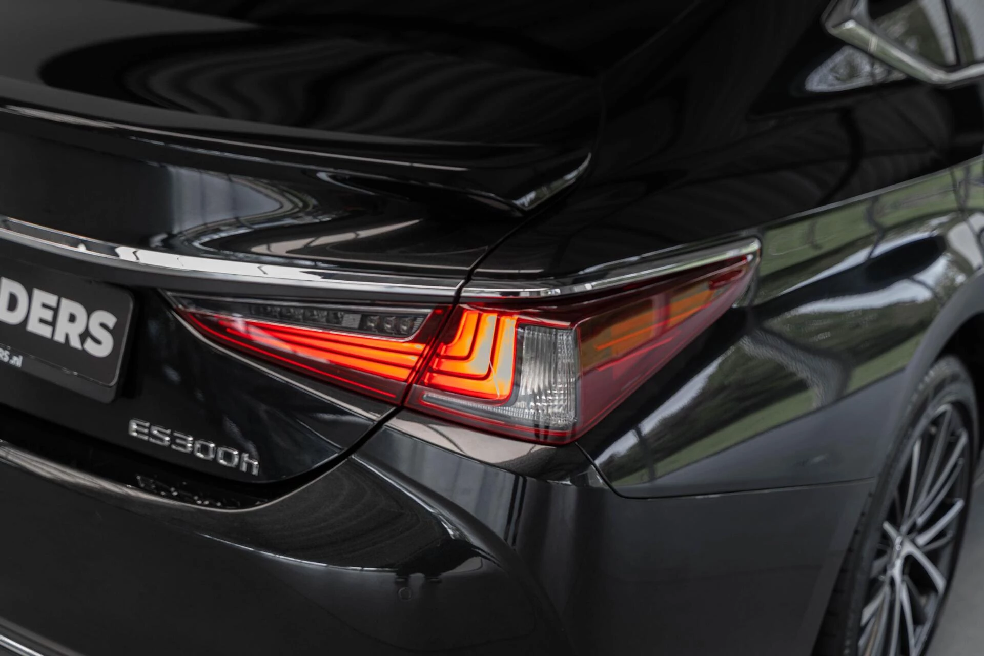 Hoofdafbeelding Lexus ES