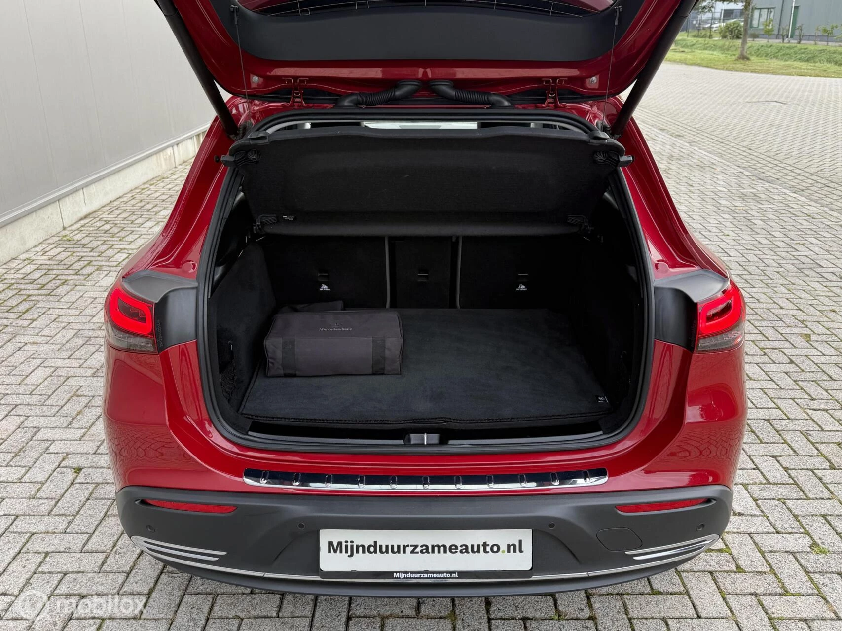 Hoofdafbeelding Mercedes-Benz EQA