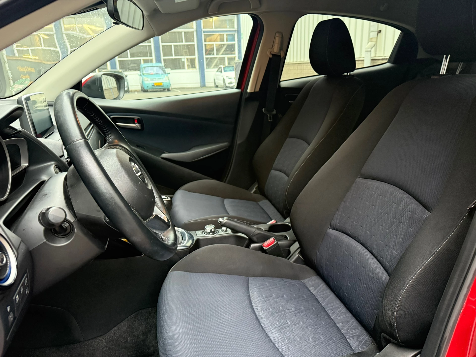 Hoofdafbeelding Mazda 2