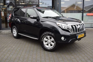 Hoofdafbeelding Toyota Land Cruiser Toyota Land Cruiser Landcruiser 150 3.0 D-4D 5DRS LEGEND A/T VAN