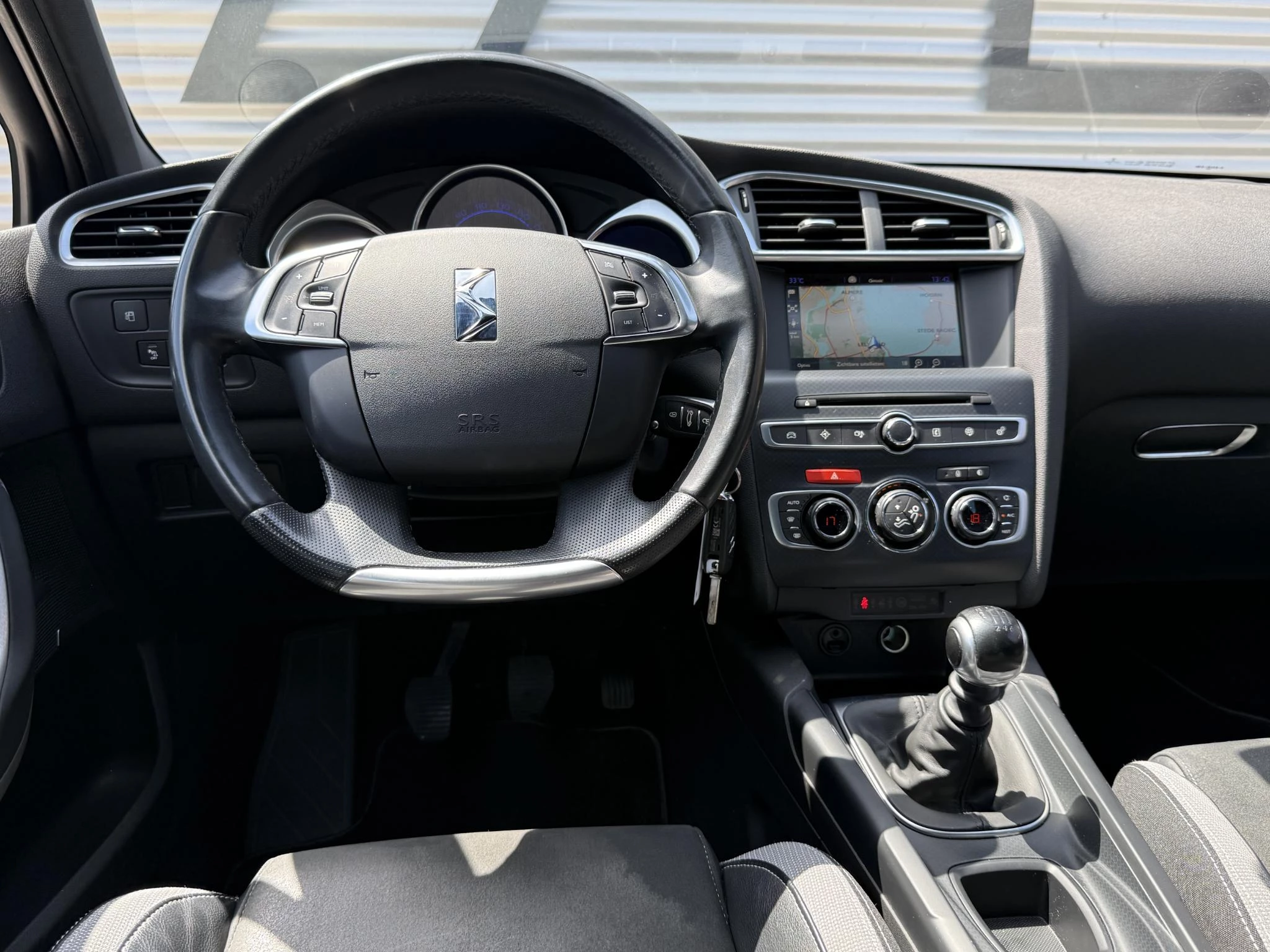 Hoofdafbeelding DS DS 4