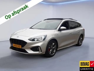 Ford Focus Wagon (155 PK) 1.0 EcoBoost Hybrid ST Line X Business 1e-Eig, Ford-Dealer-Onderh, 12-Mnd-BOVAG, Nl-Auto, Panoramadak, Elek.-Klep, Navigatie/Apple-Carplay/Android-Auto, Cruisecontrol, Achteruitrijcamera, Parkeersensoren-V+A, Keyless-Entry/Start,  DAB, Sportstoelen, Licht-Zicht-Pakket, Lm-Velgen-17Inch, Privacy-Glas