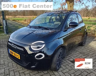 Hoofdafbeelding Fiat 500e Fiat 500e 500 E-SchuifDak- NU MET SUMMERSALE KORTING VAN 2000 euro!!!