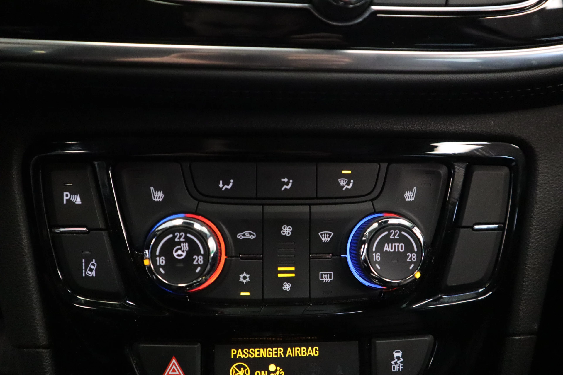 Hoofdafbeelding Opel Mokka X