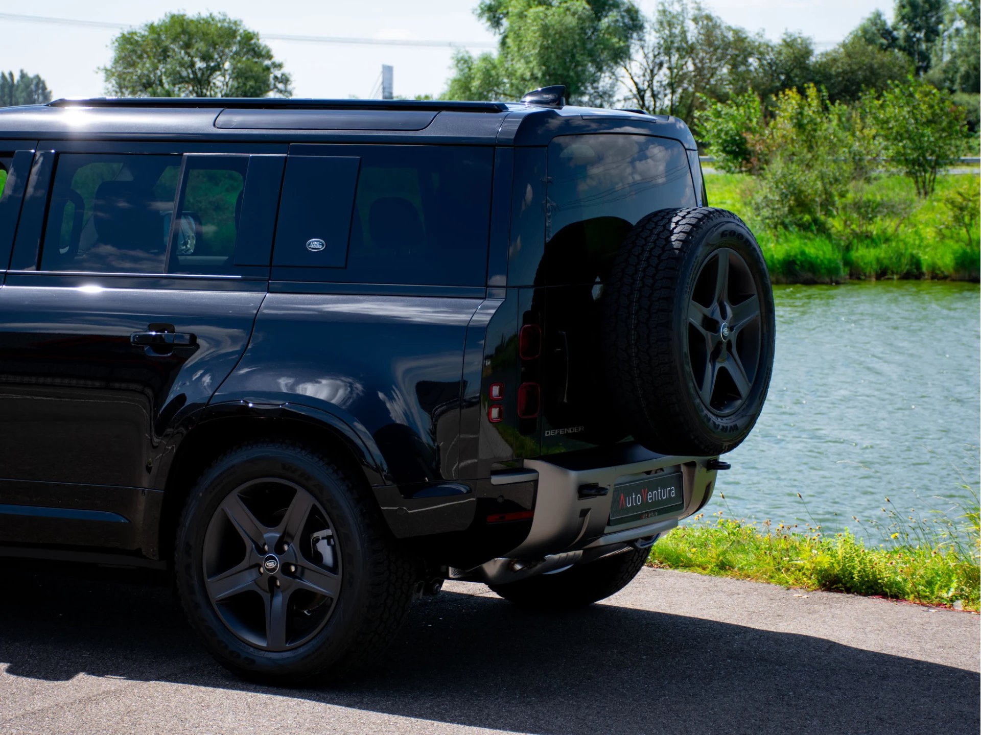 Hoofdafbeelding Land Rover Defender