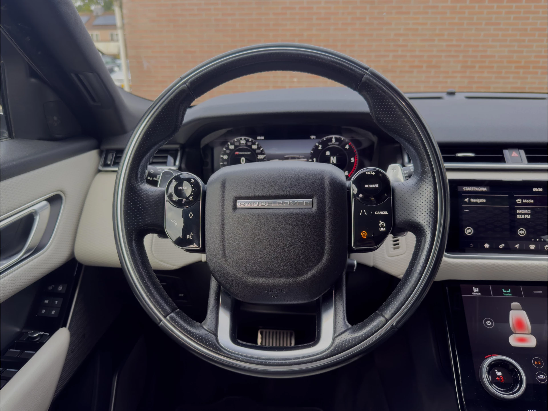 Hoofdafbeelding Land Rover Range Rover Velar